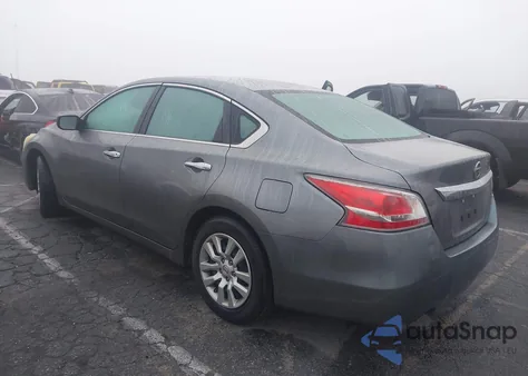 2015 Nissan Altima 2.5 S из США, поврежденный, VIN 1N4AL3APXFC488122